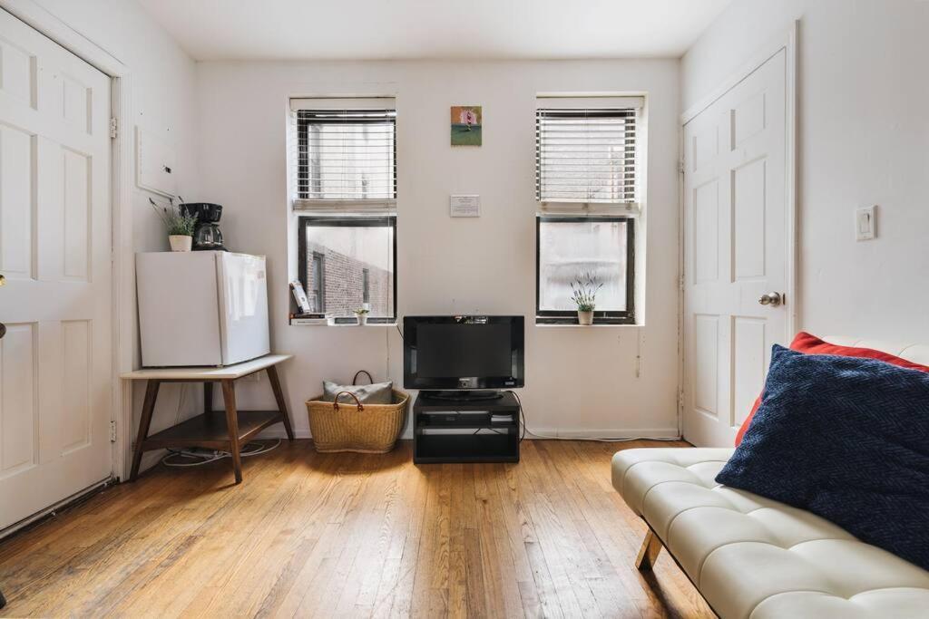 East Village Townhouse ニューヨーク エクステリア 写真