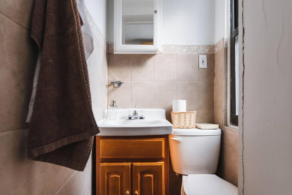 East Village Townhouse ニューヨーク 部屋 写真